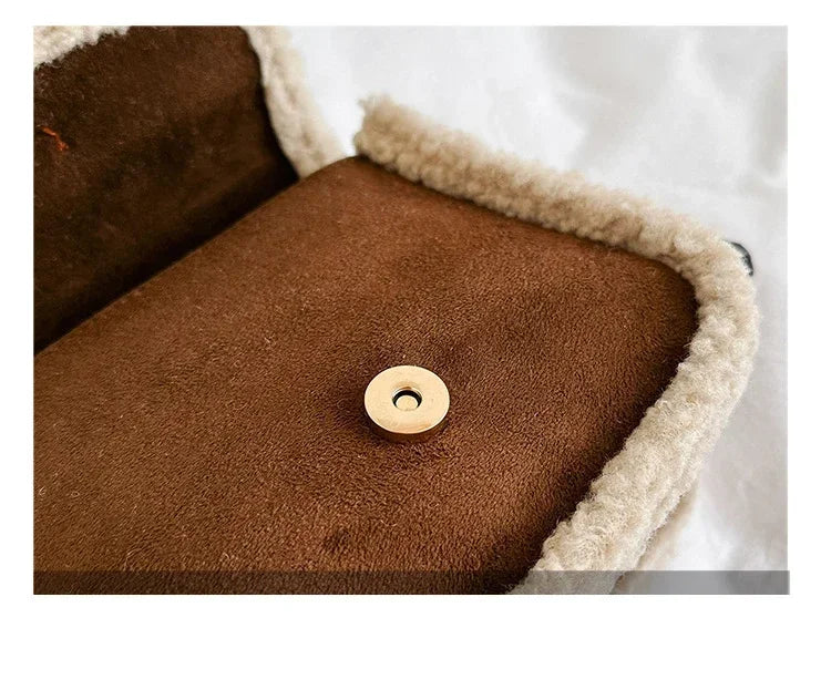 Dearvella Winter Crossbody Bag